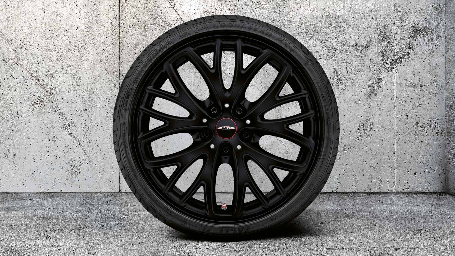 Accesorios MINI - ruedas completas de verano originales MINI – JCW CROSS SPOKE 506 DE 18"